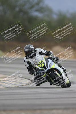 media/Sep-21-2025-Race Pace (Sun) [[98bf33ef95]]/Verified/4-Turn 3 (920am)/